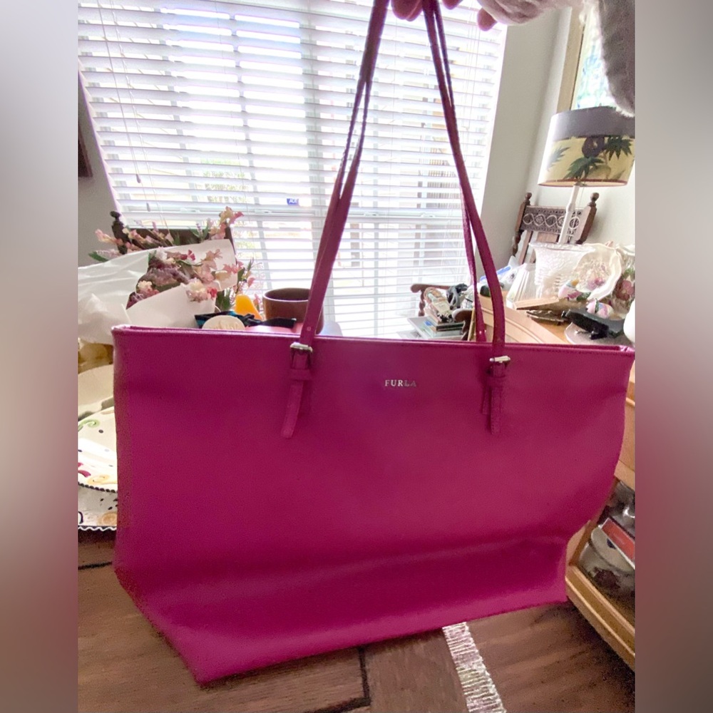 Furla Leather Tote. 2 Shoulder Straps.  Silver Hardware. Zipper Close, 3 Pockets